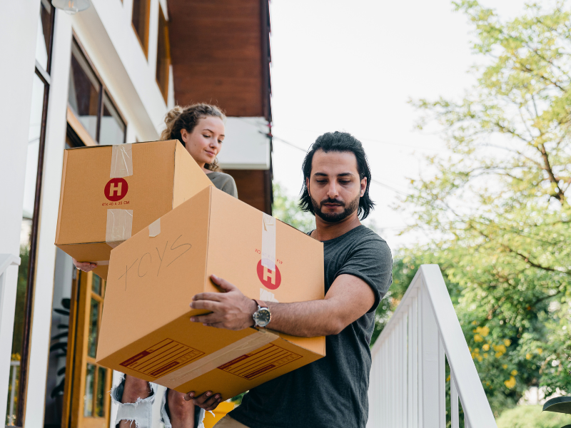 Spring vs. Summer Moving: Which Season Is the Best Time to Move?
