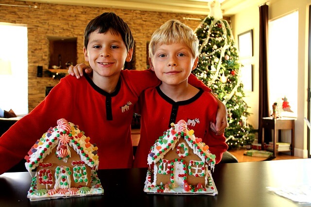 7 Ways to Make Moving During the Holidays Easier
