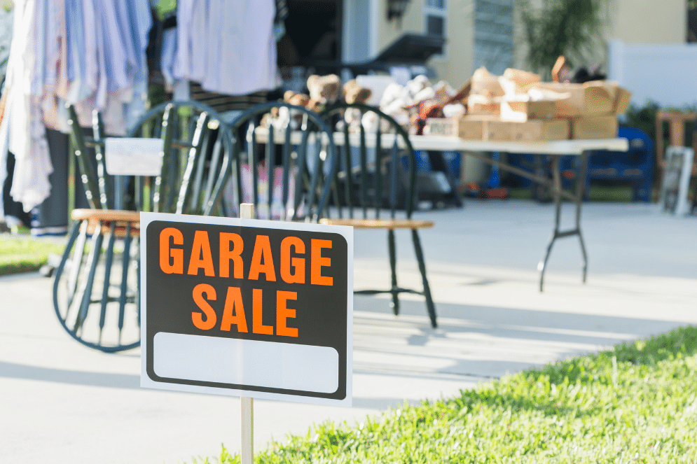 Hosting a Garage Sale Before Your Move